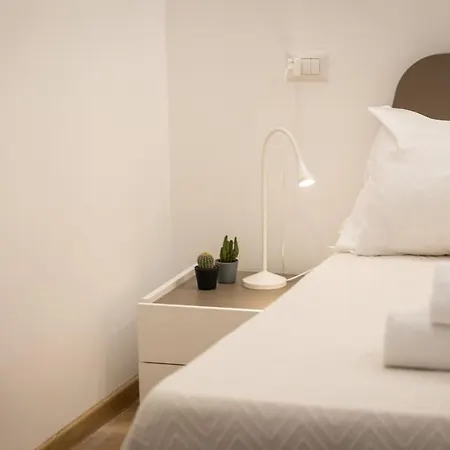 Colosseum Holidays - Three-bedroom *