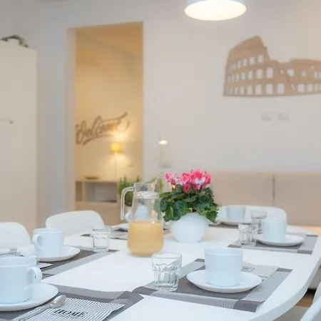 Apartment Colosseum Holidays - Three-bedroom *