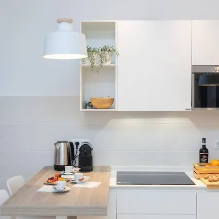 Colosseum Holidays - Three-bedroom