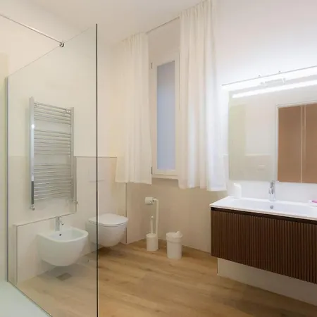 Apartment Colosseum Holidays - Three-bedroom *