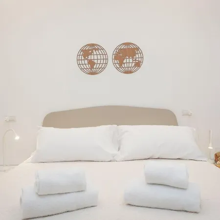 Apartment Colosseum Holidays - Three-bedroom *
